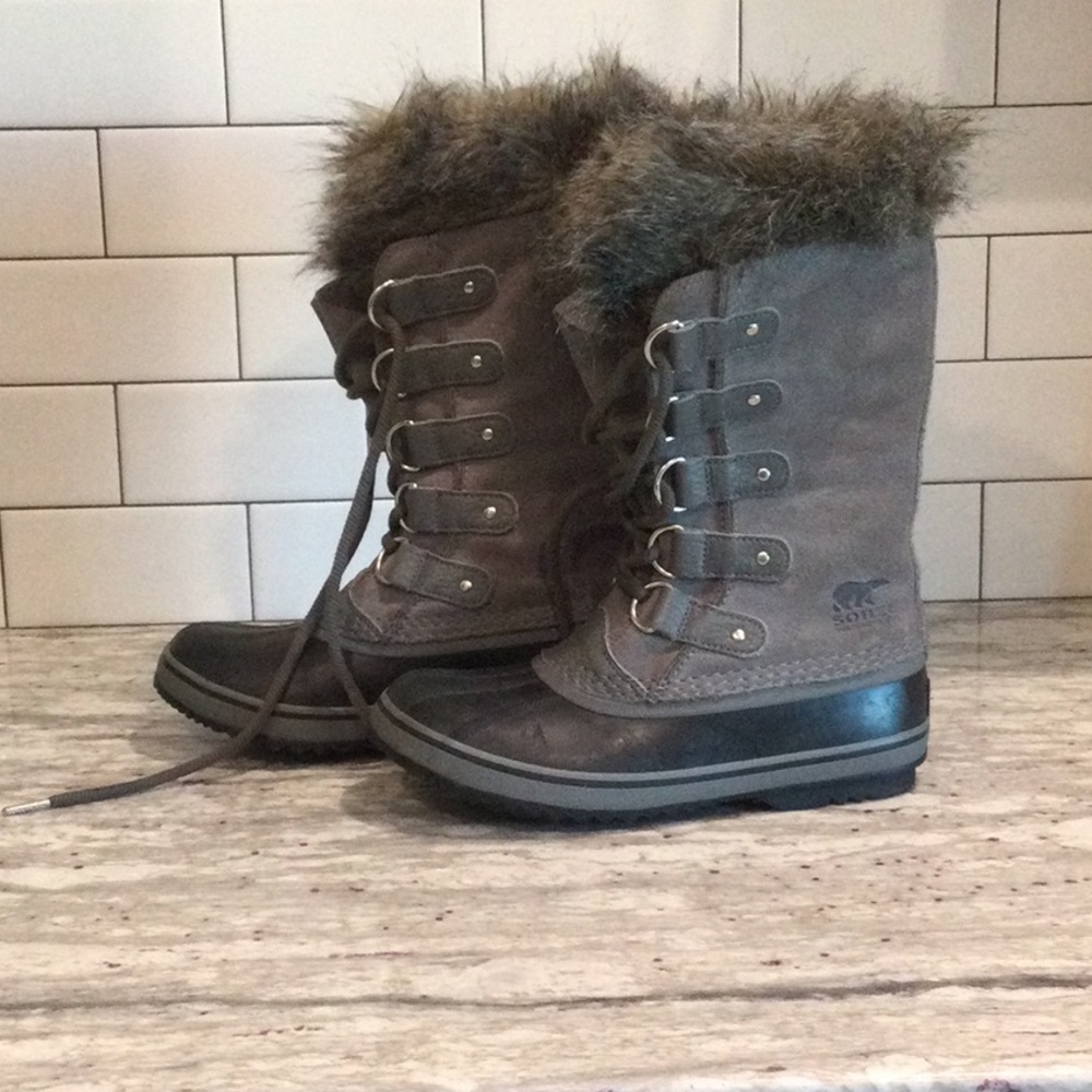 Sorel Joan of Arctic Snow boots